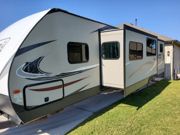 RV detailing and restoration result showing deep shine and protection